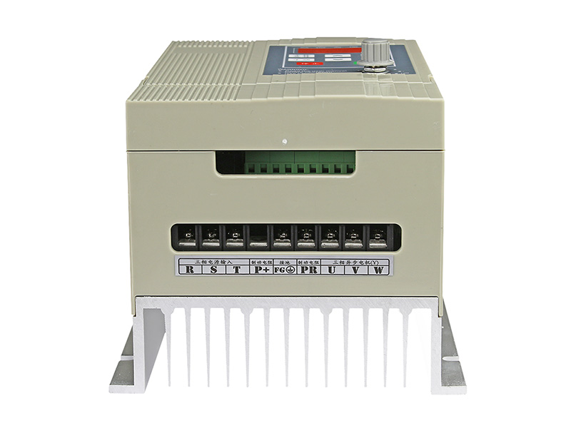 4000H通用變頻器，變頻器三相380V，變頻器廠家，電機(jī)變頻器